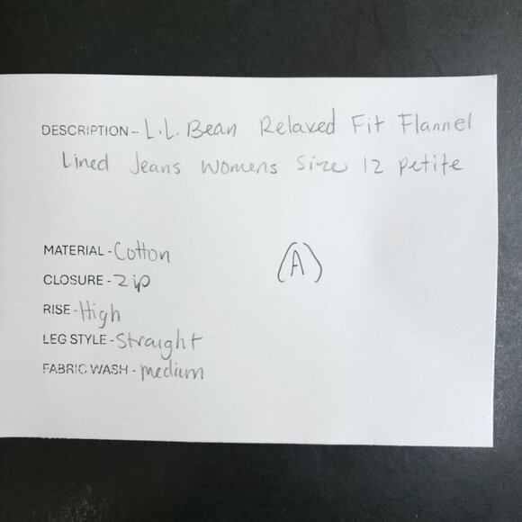 L.L. Bean Relaxed Fit Flannel Lined Jeans Womens Size 12 Petite Straight Leg - Picture 9 of 10